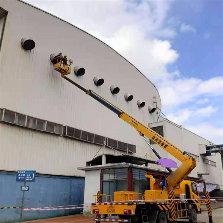 浦江县高空作业车出租服务：专业广告牌安装解决方案